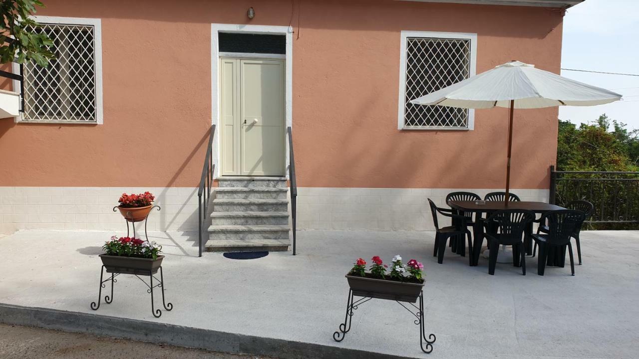 Carla'S House - Relax A Scalea Tra Mare E Monti Apartment Exterior photo